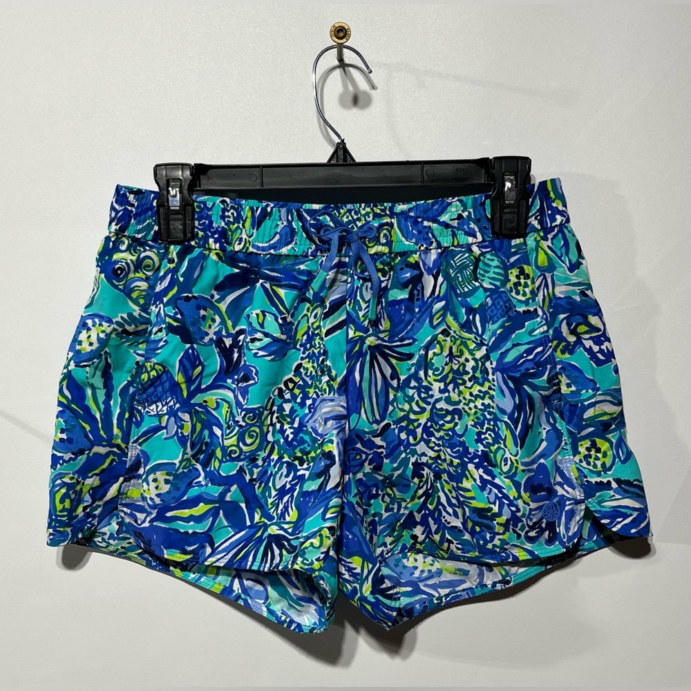 Lilly‎ Pulitzer Tropical Light Weight Shorts Women’s Size Small